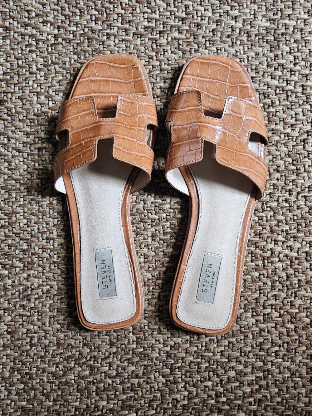 Steve Madden Hadyn Sandals